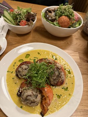 gegrillter Kürbis mit Wildreisbällchen auf Curry  at Velo Heilbronn in Heilbronn