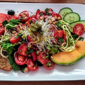 fresh and healthy salad at Velo Heilbronn in Heilbronn