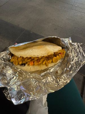 Vegan arepa at La Papita de Leche - Takeaway in Valencia