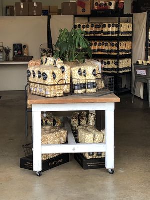 Inviting and they offer samples!  at Miss Hannah's Gourmet Popcorn in Newberg