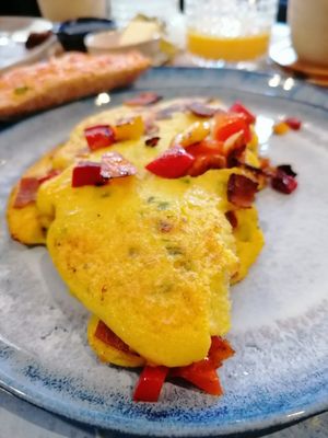 Omelette mit Speck und Paprika at Pure Food in Nuremberg