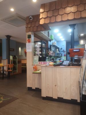 Cute interior at Vélicious Burger in Colmar