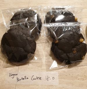 nutella cookies with macadamia at Always Au8ust - Yeonnam in Seoul