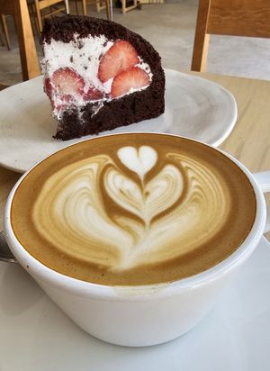 coffee is excellent here at Always Au8ust - Yeonnam in Seoul