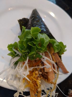 Seaweed roll at Quan Yin in Houston
