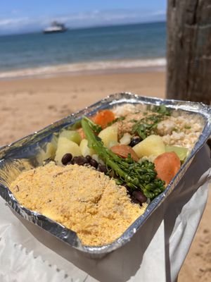 Excelente atención, muy amable y aunque no tenía para llevar se las arregló para empacar el plato. Comida muy rica …100% recomendado. Local sencillo y acogedor.  at Vegano Carioca in Armacao Dos Buzios