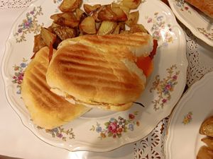 New York Reuben at Snug - The Comfort Cafe in Rome