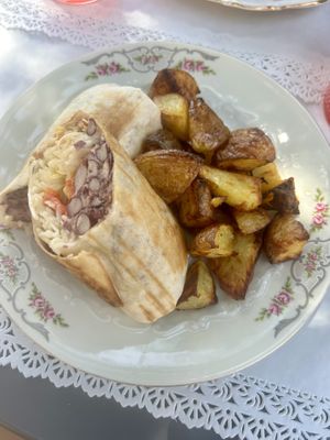 Arizona Wrap  at Snug - The Comfort Cafe in Rome