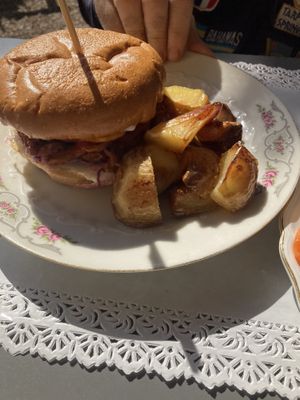 North Carolina - “pulled pork”  at Snug - The Comfort Cafe in Rome