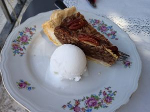 Pecan pie at Snug - The Comfort Cafe in Rome