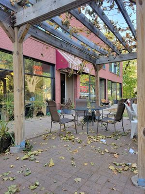 Outdoor seating at Mim's Cafe in St Paul