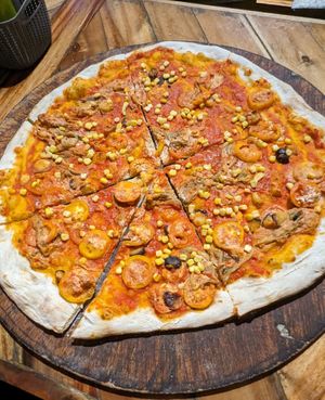 🍕 Hit the Road Pizza (1020PHP | 18$) - 24" at Gorgonzola Pizza & Pasta - El Nido in El Nido
