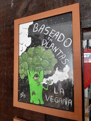 Quadro do local at LaVegana Bistrô & Lounge in Arraial Do Cabo