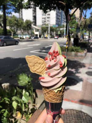   at Ice Gyaru - 霜淇淋專門店 in Taipei