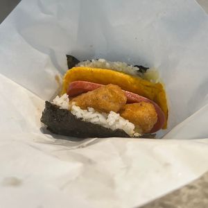 Lemon butter vegan fish fillet onigiri  at Ice Gyaru - 霜淇淋專門店 in Taipei