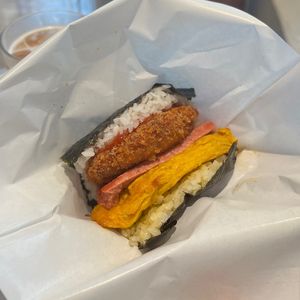 Burger steak onigiri with vegan egg!   at Ice Gyaru - 霜淇淋專門店 in Taipei