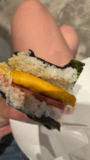vegan tuna onigiri at Ice Gyaru - 霜淇淋專門店 in Taipei