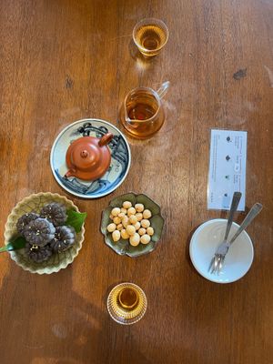 Puer Tea
Black Sesame Agar
Nuts at Seong Man Teahouse 上文 in Ipoh
