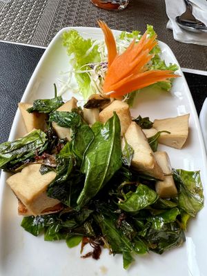 Southern Thai vegetables with tofu  at Ruan Mae Lui Vegetarian เรือนแม่หลุยมังสวิรัติ in Bangkok