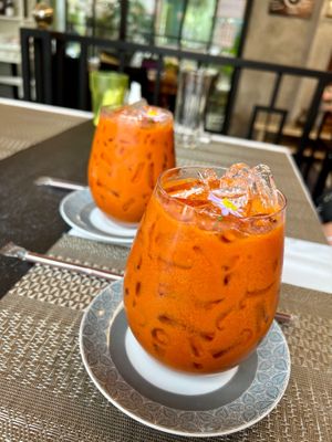 Thai tea with coconut milk  at Ruan Mae Lui Vegetarian เรือนแม่หลุยมังสวิรัติ in Bangkok