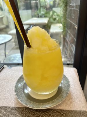 Pineapple 🍍 smoothie   at Ruan Mae Lui Vegetarian เรือนแม่หลุยมังสวิรัติ in Bangkok