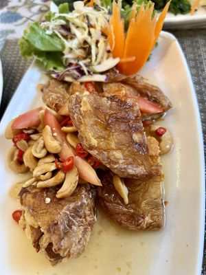 Vegan egg with lime & chilli dressing 🌶️   at Ruan Mae Lui Vegetarian เรือนแม่หลุยมังสวิรัติ in Bangkok