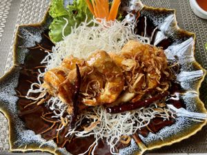   at Ruan Mae Lui Vegetarian เรือนแม่หลุยมังสวิรัติ in Bangkok