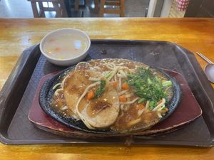 Sizzling platter, comes with soup for 95 ntd  at Old Club Vegetarian - 老東家素食 in Chiayi