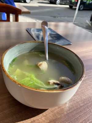 delicious gemüse soup! i added some hot sauce though 😄  at Uno Kitchen in Kempten