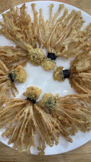 Fried mushrooms  at Nhà Hàng Chay Hoa Lư - Loving Hut in Ninh Binh