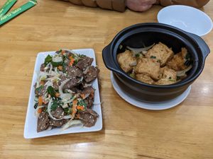 Salad with mock Beef and pineapple tofu at Nhà Hàng Chay Hoa Lư - Loving Hut in Ninh Binh