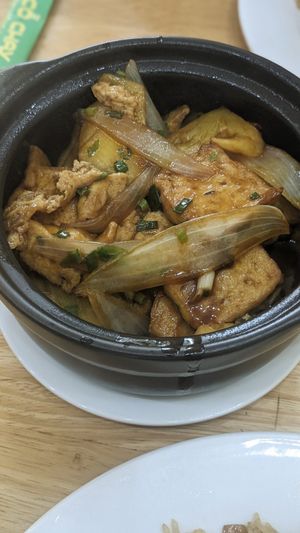 Fried Pineapple Tofu 🍍🍢 (35k) at Nhà Hàng Chay Hoa Lư - Loving Hut in Ninh Binh