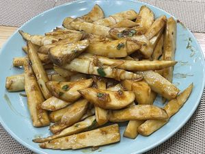 yummy veggie   at Nhà Hàng Chay Hoa Lư - Loving Hut in Ninh Binh