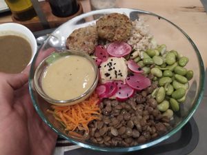 Delicious and beautiful store decoration🌱. But I don't like they have chicken in options 🙄✨ at Green & Protein Podgorica in Podgorica