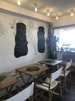 Salle  at Savage Cafe in Hyeres