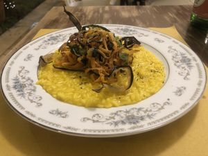 Risotto con tempura di verdure   at Terra Ristorante Vegetariano in Caserta