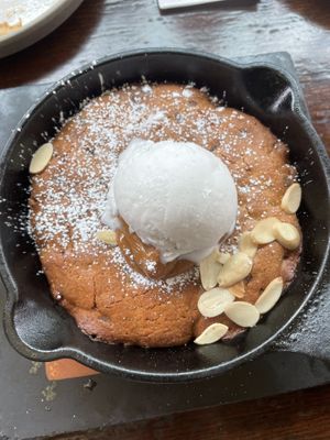 Cookie with ice cream  at Jeronimo in Lima