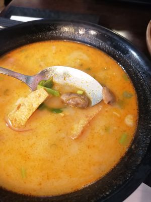  at Hu Lu Lu Akácfa in Budapest