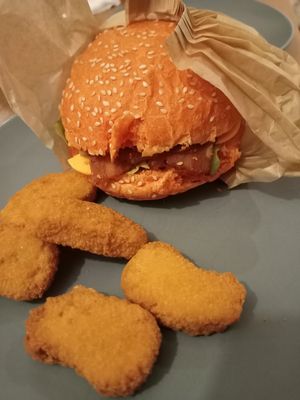 Orange burger at Sunrj in Brussels