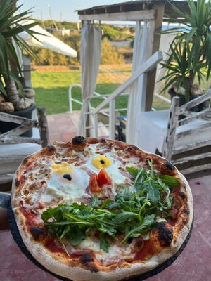 Pizzas🤪🤪 at DALL'ITALIANO BEACH in Menorca