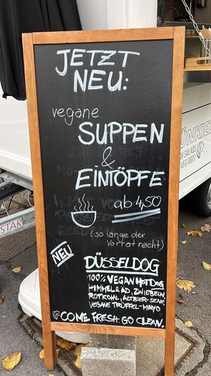 Angebot Oktober 2022  at Grünkiez in Dusseldorf