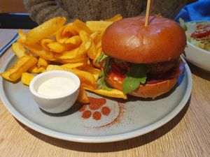 Winterburger mit Beyond Meat at Katzentempel - Augsburg in Augsburg