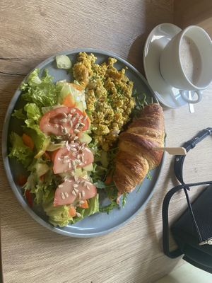 Croissantwich - Frühsrück   at Katzentempel - Augsburg in Augsburg