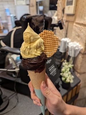  at DaVinci Gelato in Aegina