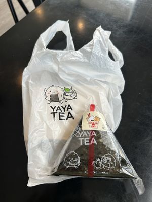 Spring roll onigiri (without mayo)  at Yaya Tea in Hicksville