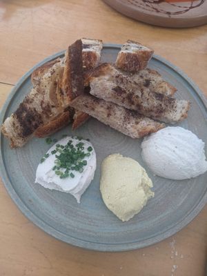 Tabla de quesos de marañón (34.000 COP) - 3/5 at Real Vegetal in Medellin