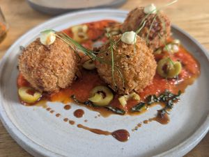 Mini arancini at Real Vegetal in Medellin