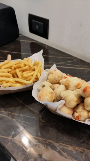 Pittule olive style & fries at Pittule - Freetfood in Lecce