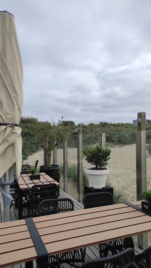  at Strandpaviljoen Paal 10 in Ouddorp