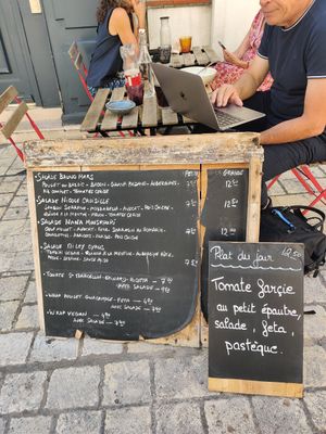 Menu at Chez Albert in La Rochelle